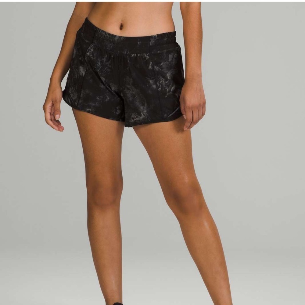 Lululemon Gray Black Hotty Hot low rise lined short 4” elastic waist running